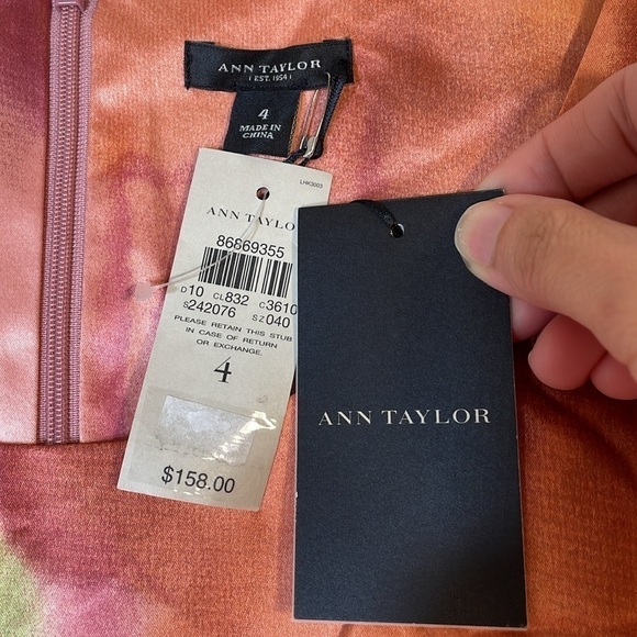 NWT. Ann Taylor 4 Watercolor Scoop Neck Sleeveless Satin Sheath Dress. - Picture 3 of 10